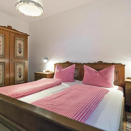 In At 300 M From The Lake Apartment *