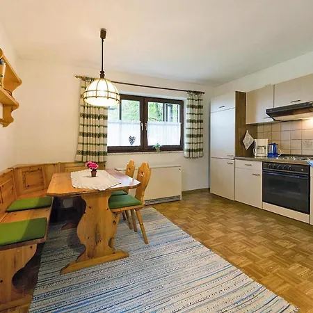In At 300 M From The Lake Apartment *